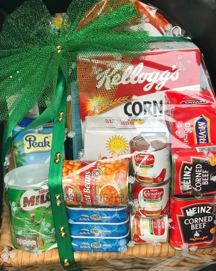 Affordable And Classy Christmas Hamper / Corporate Hampers