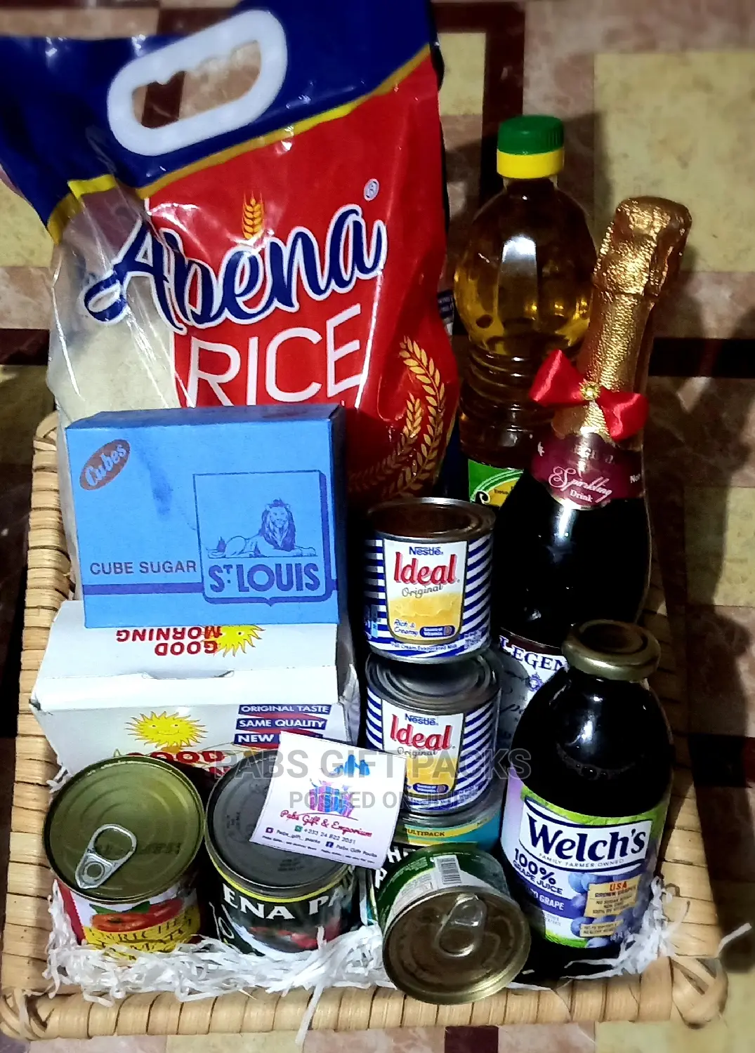 Affordable And Classy Christmas Hamper / Corporate Hampers