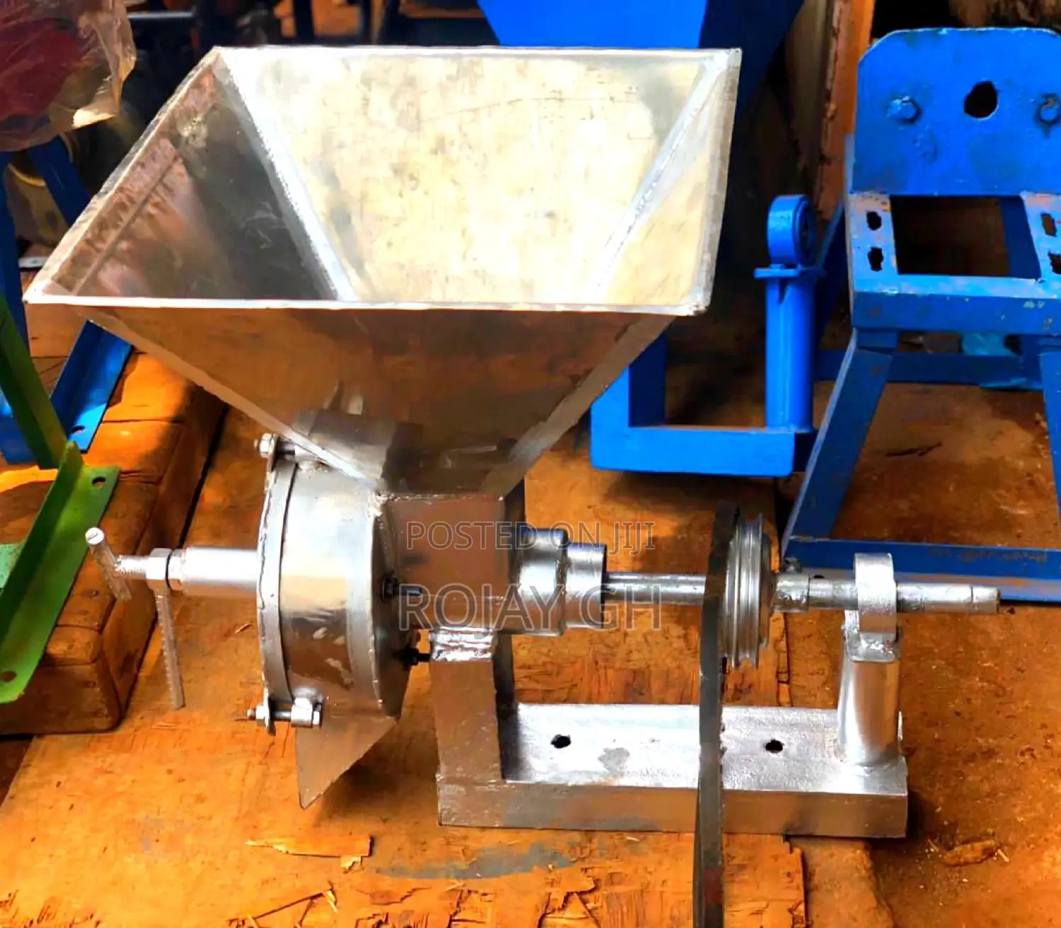 Vegetable/Pepper Grinding Machine