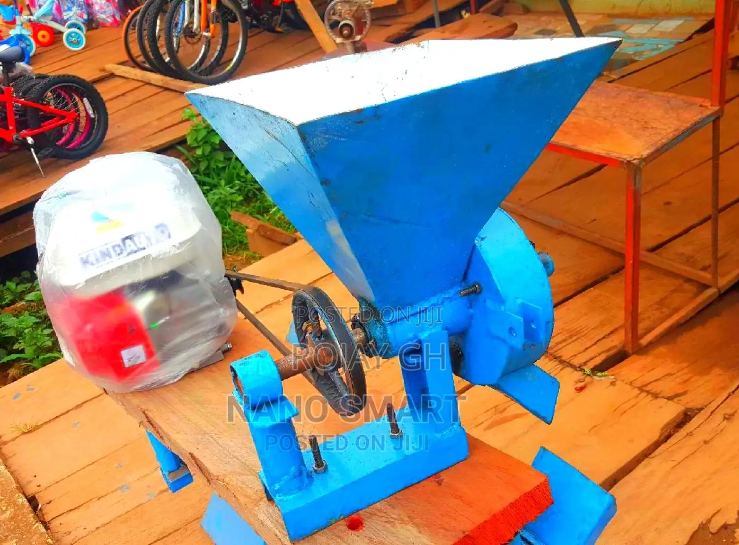 Vegetable/Pepper Grinding Machine