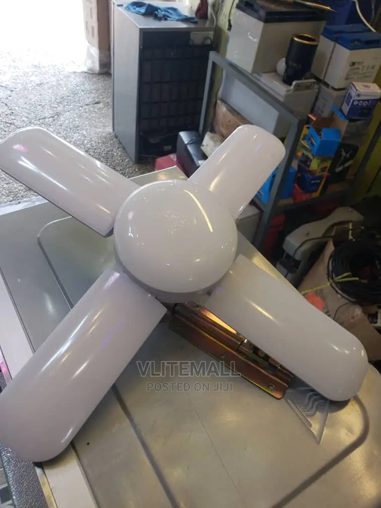 ZJ Fan Bulb 4 Blade Multi Color 55W