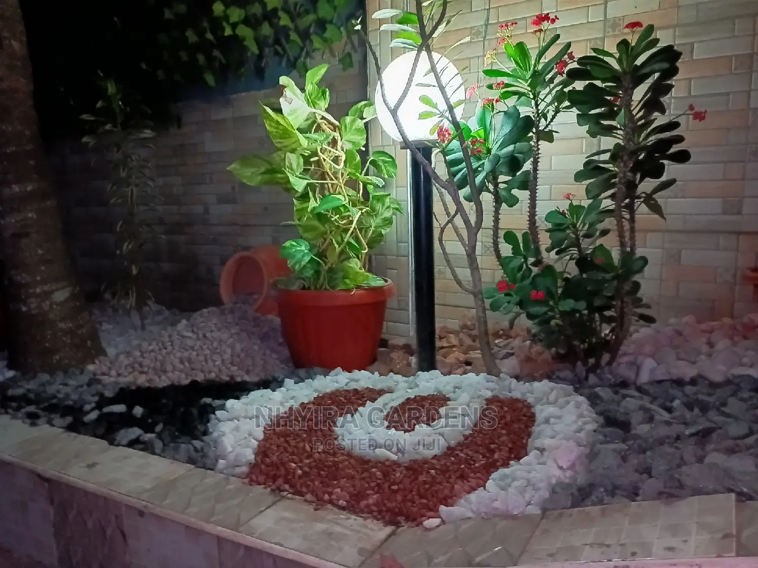Pebbles Design
