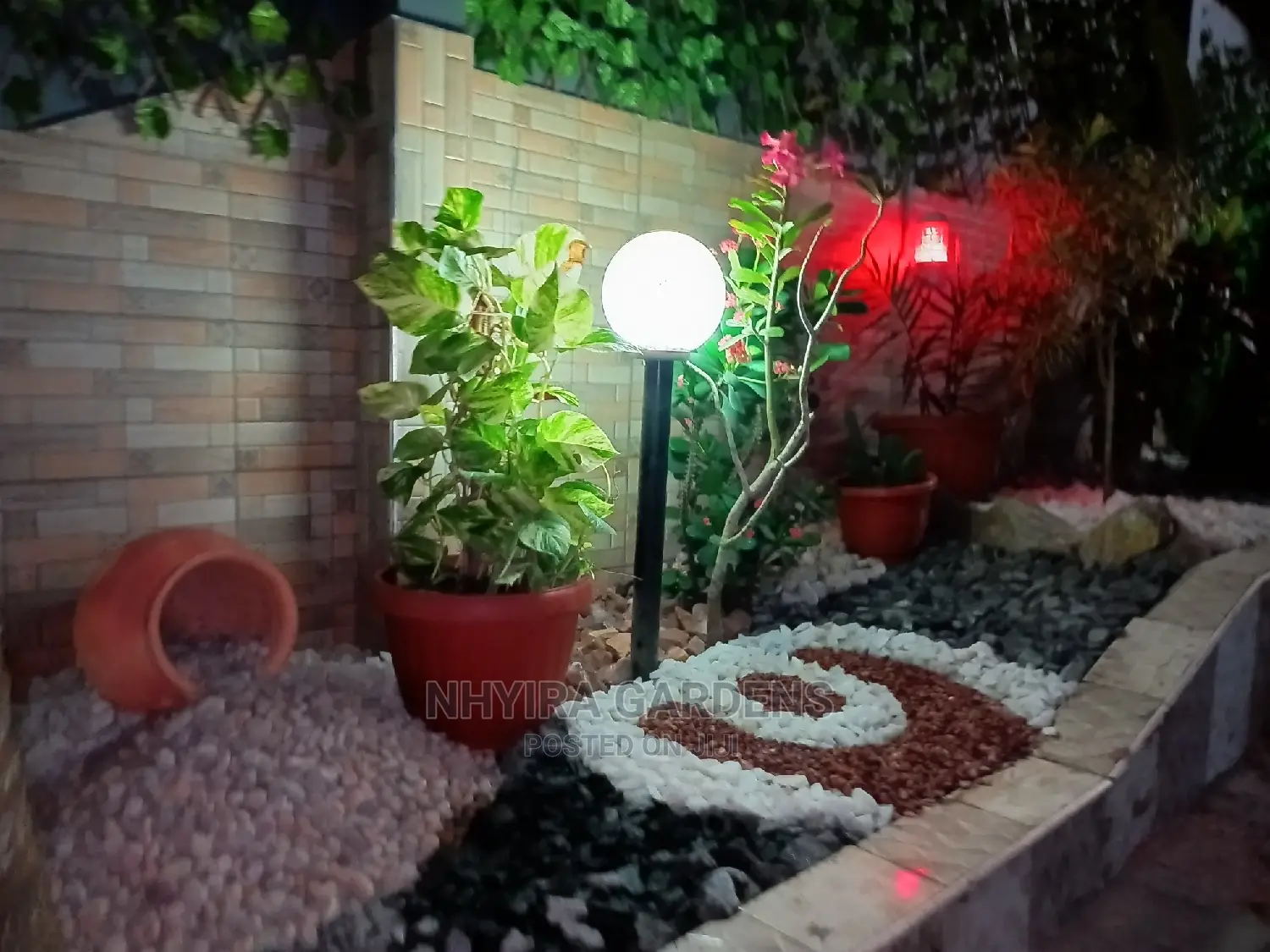 Pebbles Design