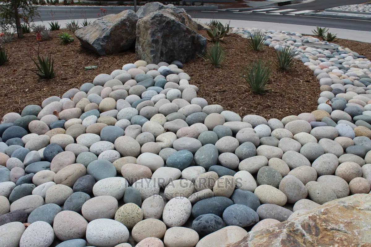 Pebbles Design