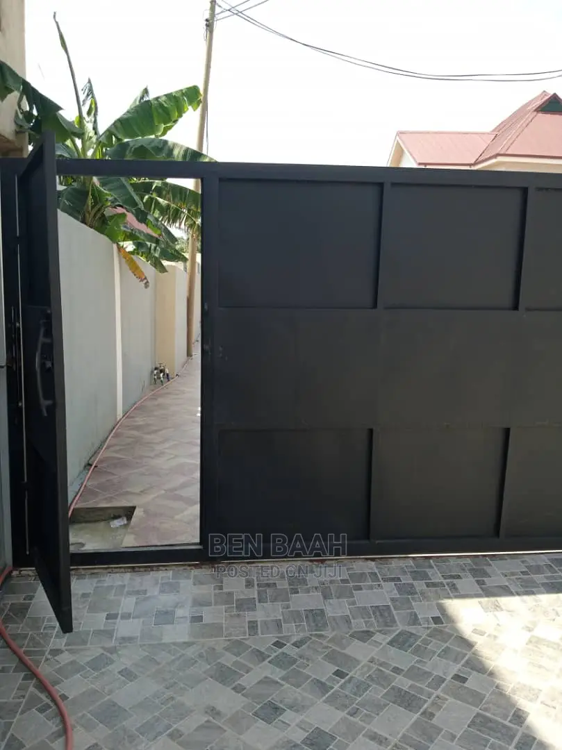4bdrm Duplex in Ben Properties, Haatso for Sale