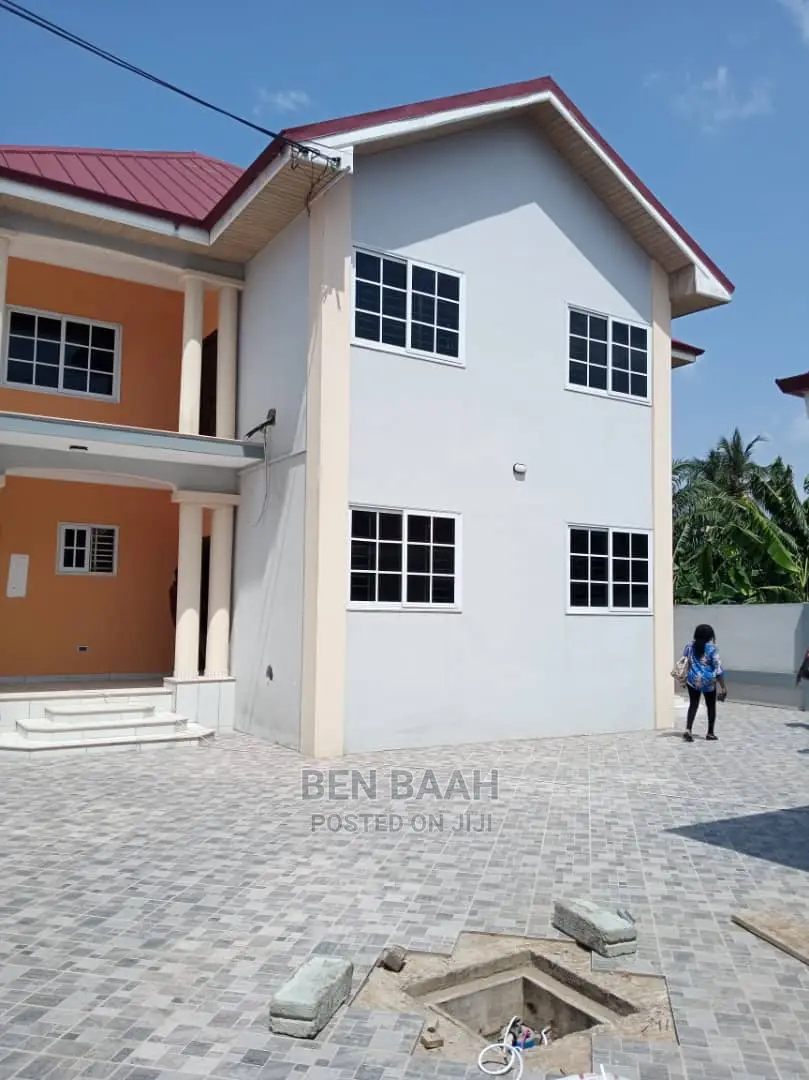 4bdrm Duplex in Ben Properties, Haatso for Sale