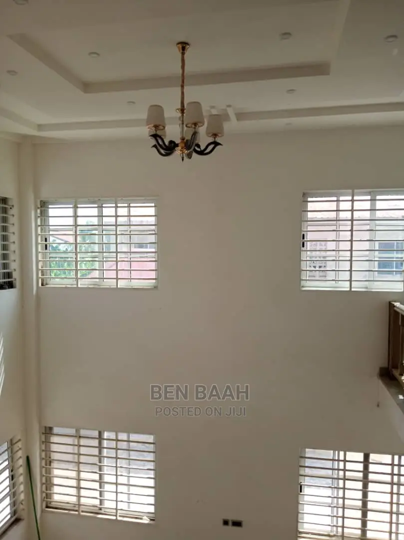4bdrm Duplex in Ben Properties, Haatso for Sale