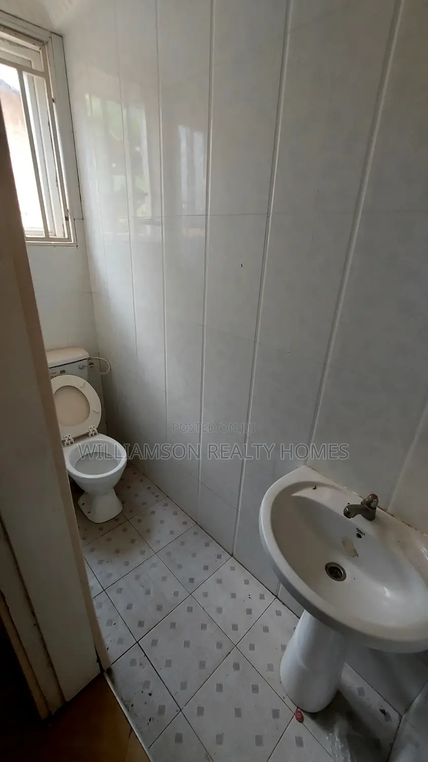 4bdrm House in Hfc Estate, Spintex for rent