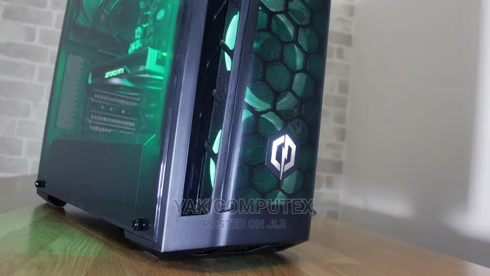 Desktop Computer Digital Storm Slade Pro 16GB Intel Core i7 SSD 1T