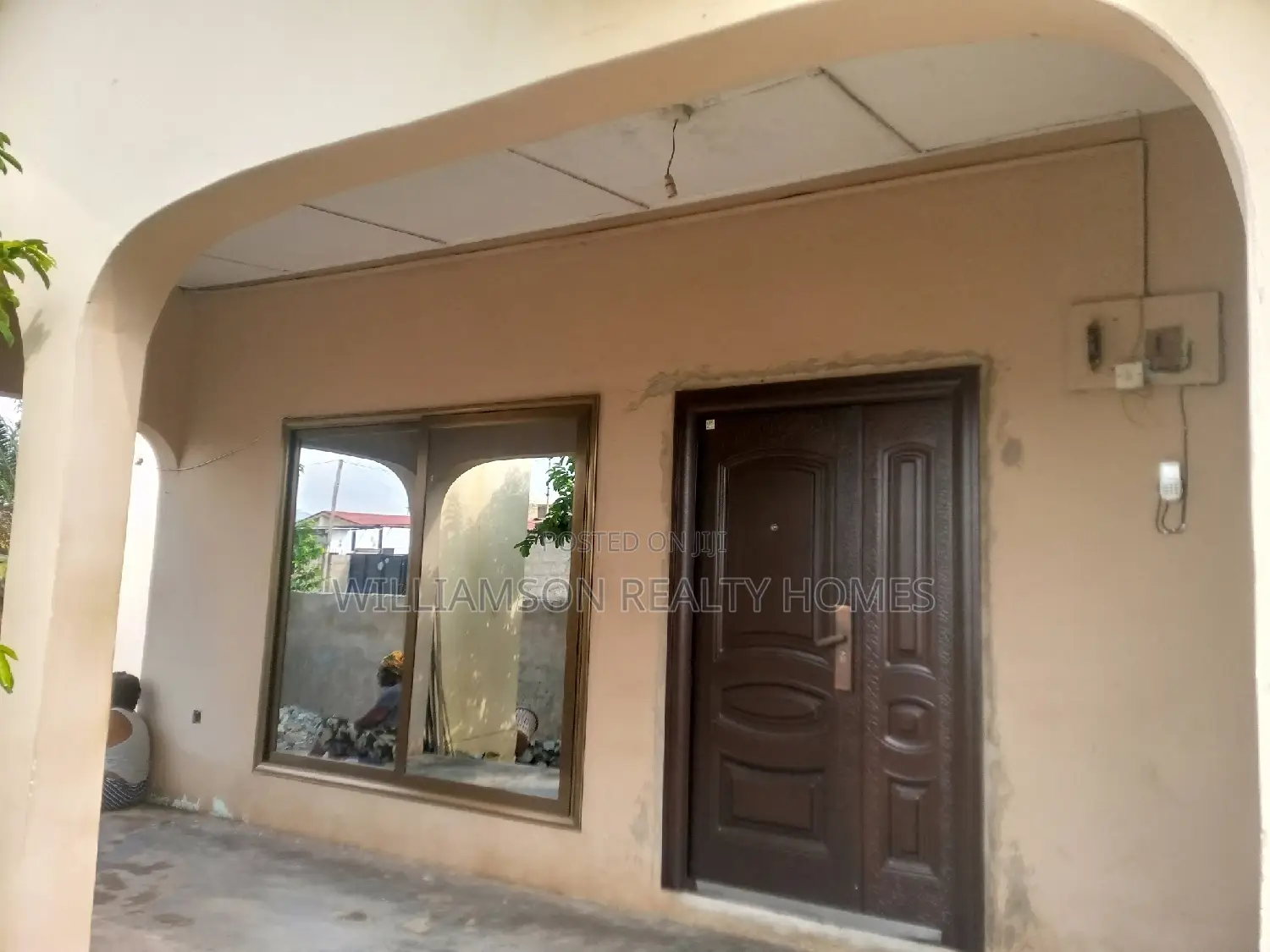 1bdrm Apartment in Community 18, Spintex for rent