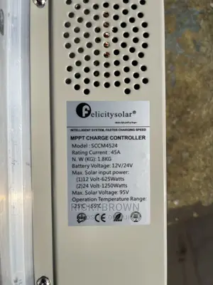 12/24v 45A MPPT Solar Charge Controller