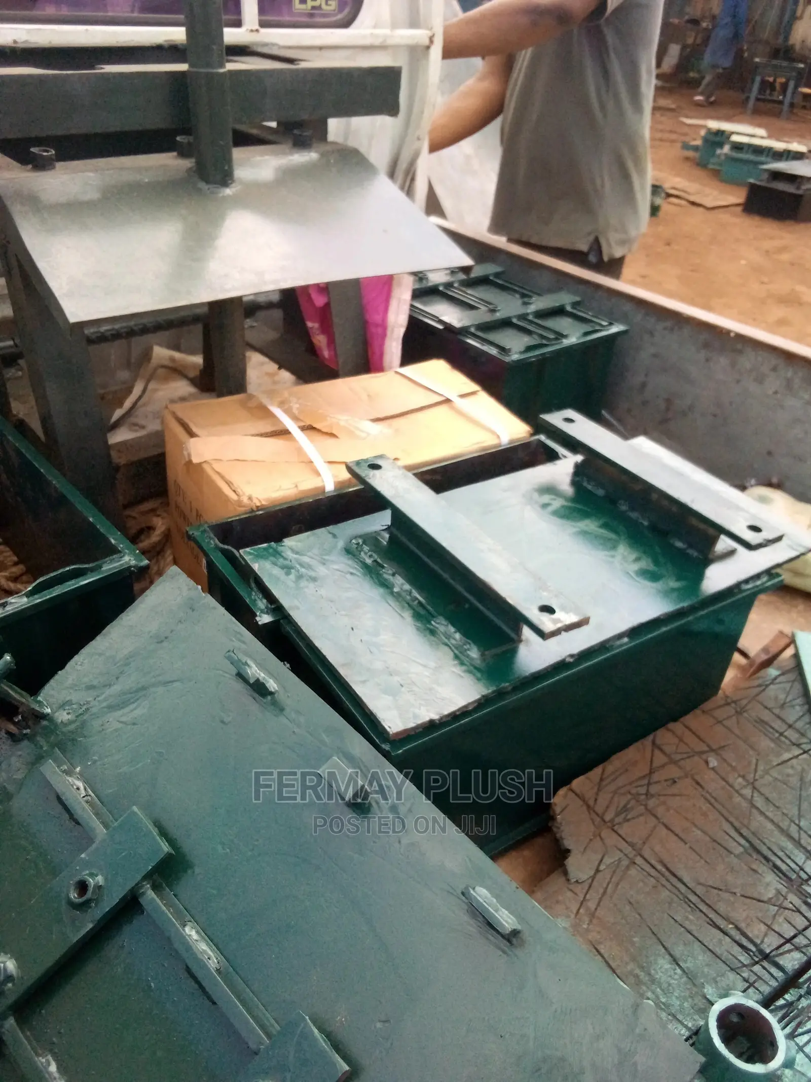 Strong Metallic Concecrate Newly Built Machine