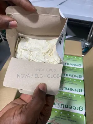 Greenlife Canada Latex Powdered Gloves