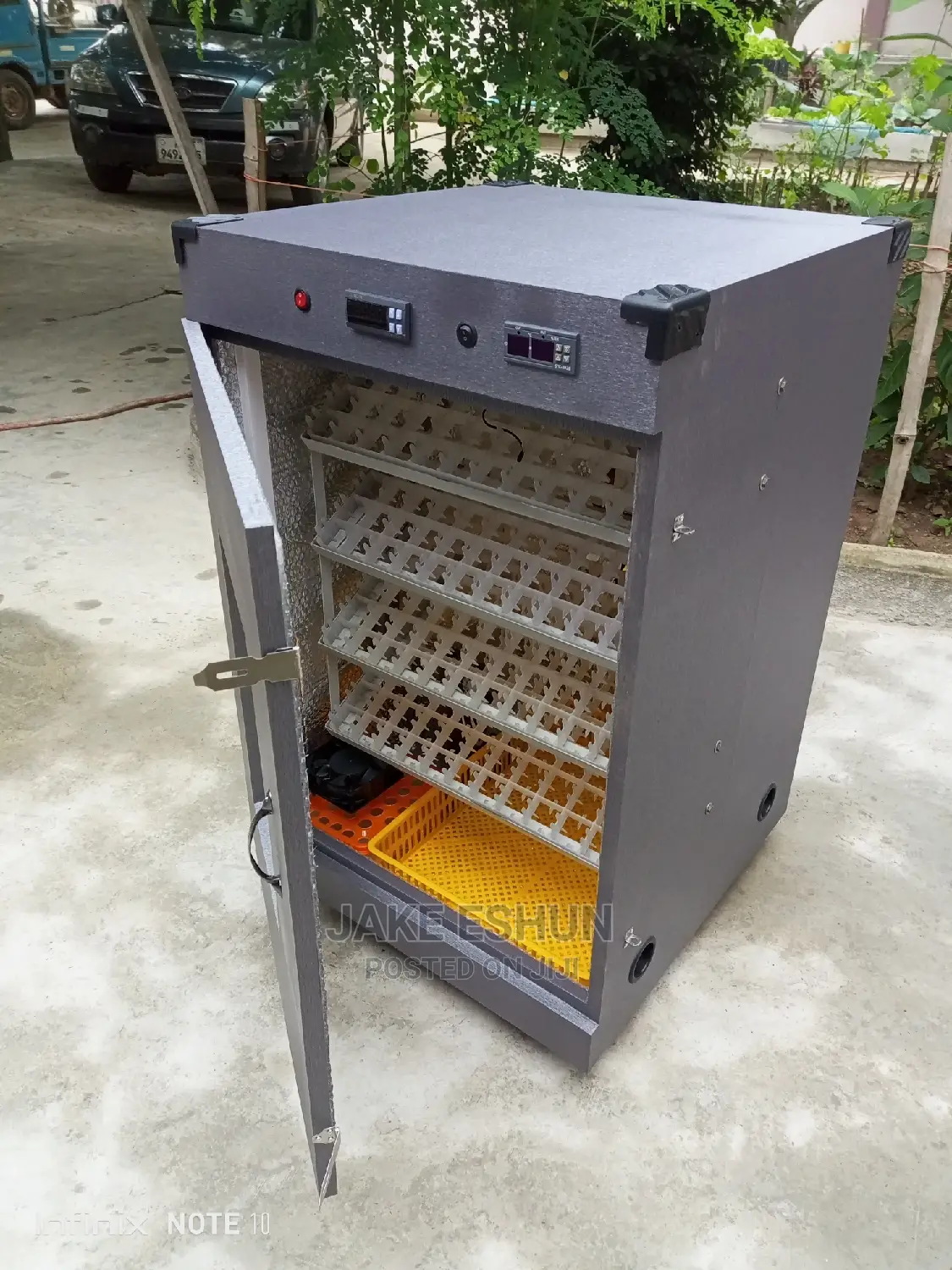 Automatic Egg Hatch Machine