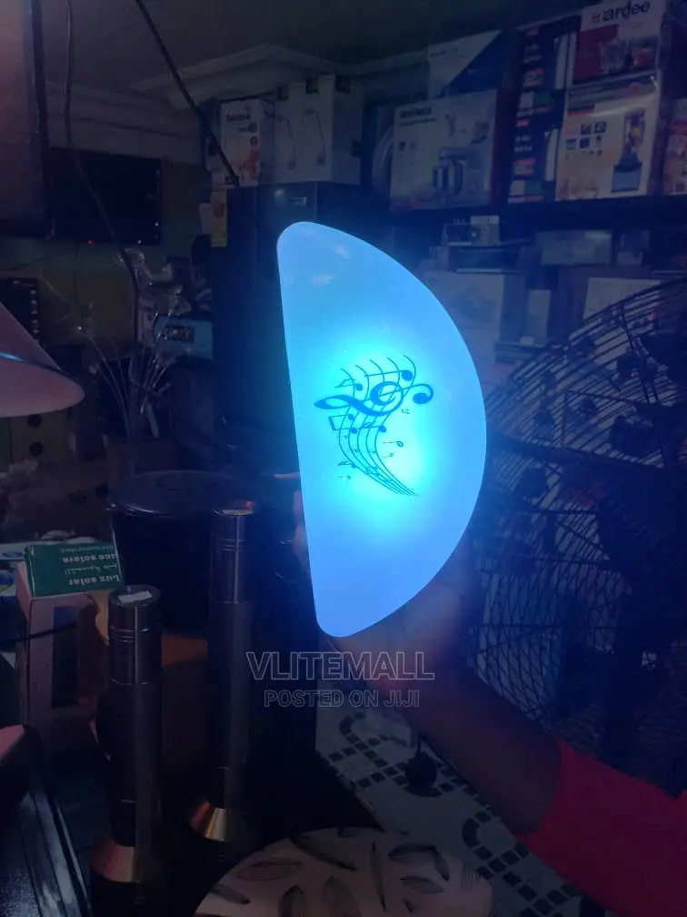 Yono Rgb Corner Or Wall Lite