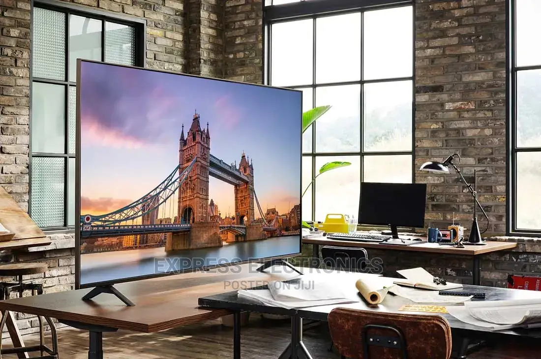 LG UHD TV 82 Inch UP80 Series Cinema Screen Design 