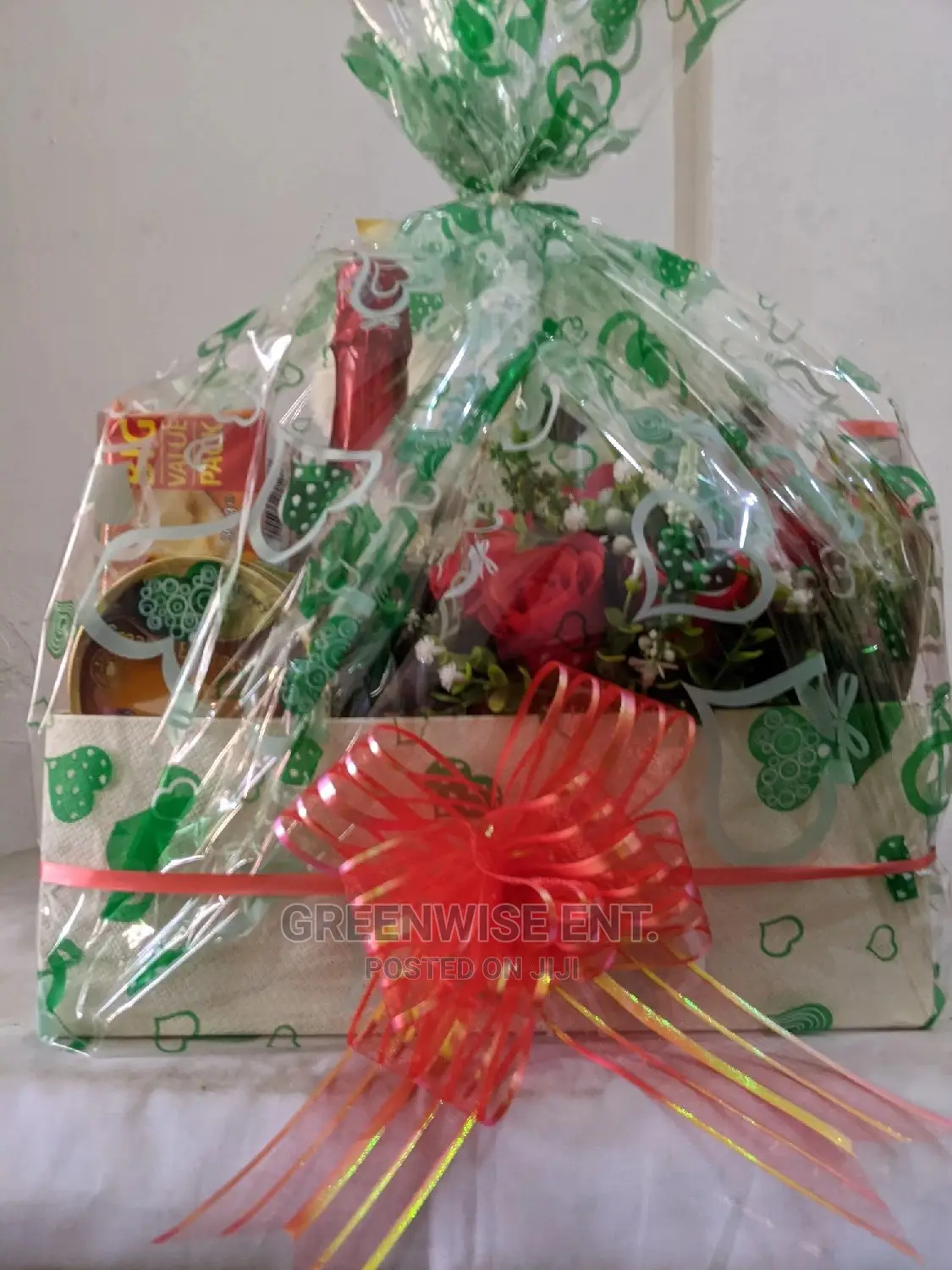 Classic Holiday Gift Hamper