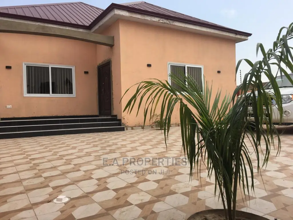 3bdrm House in E a Properties, Ghana Flag for Sale