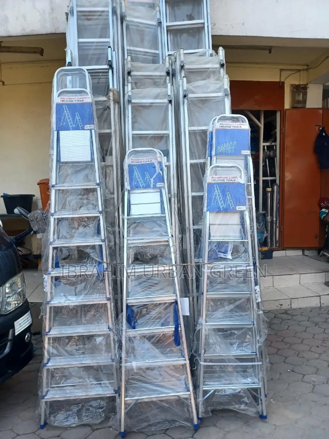 10 Steps Aluminum Ladder