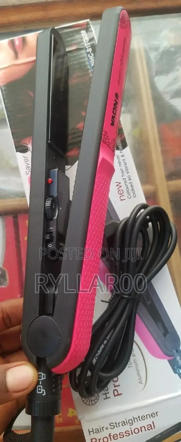 Nova Professional Hair Straighener