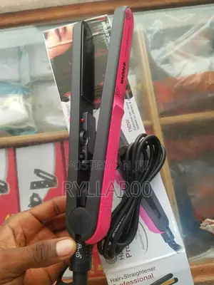Nova Professional Hair Straighener