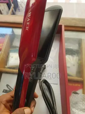 Waer Professional Hair Straightener