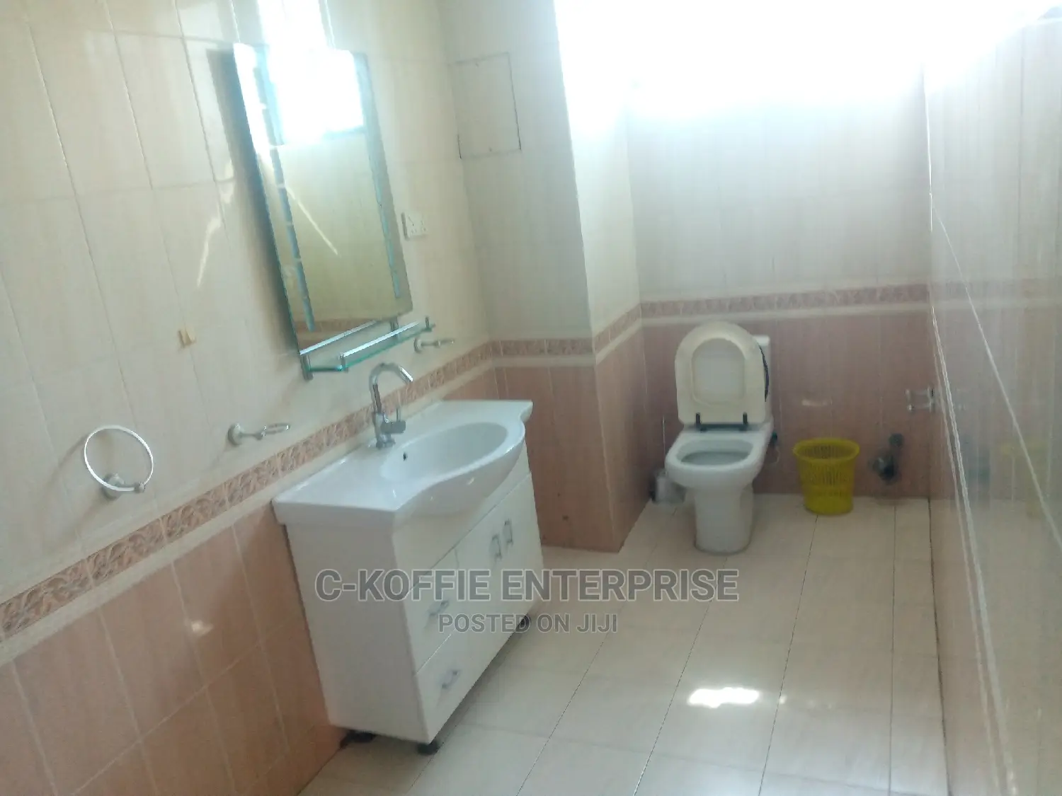 Furnished 3bdrm Apartment in Dzorwulu for Rent