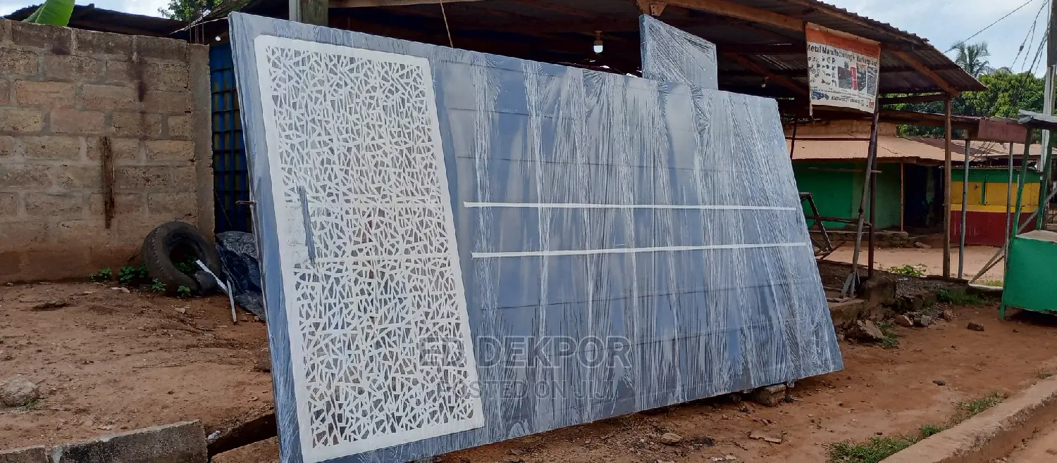 X Sliding Gate