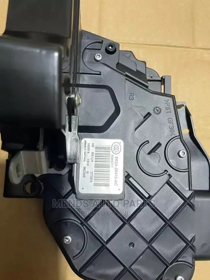 Range Rover Evoque Front Door Lock Machine