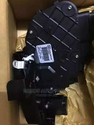 Range Rover Evoque Front Door Lock Machine