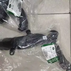 Range Rover Thermostat Radiator Water Pipe Upper Tee