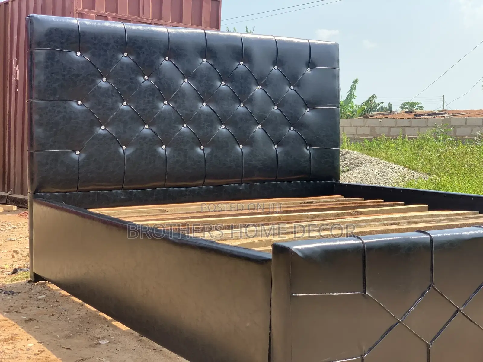 72x75 Queen Size Bedframe
