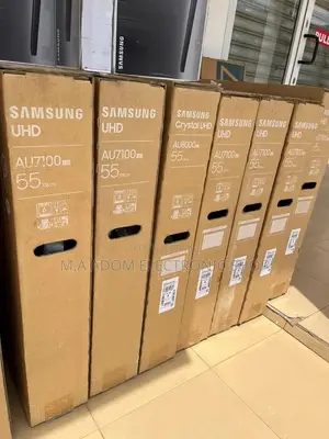 - Samsung 82” Crystal Uhd 4K Smart TV 2020 M