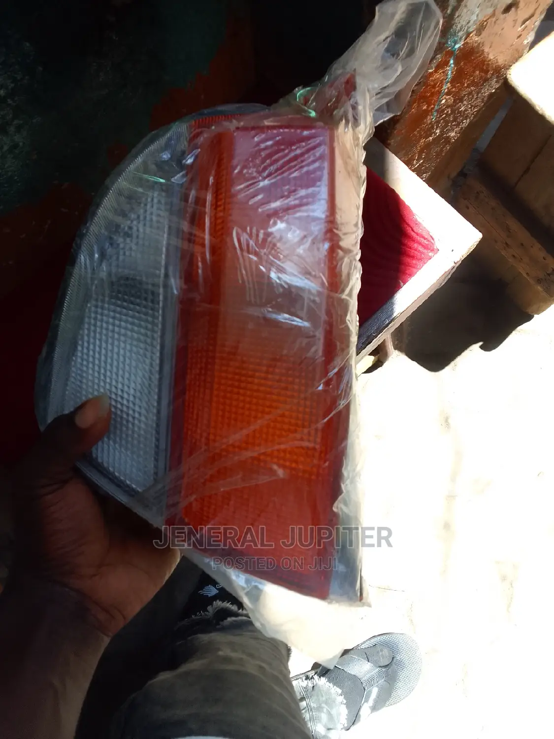 Toyota Fish Side Trafficator Light.