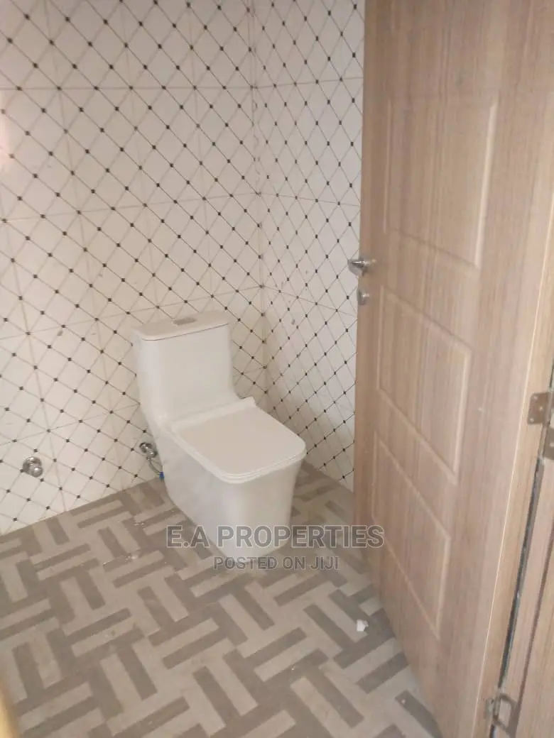 3bdrm Apartment in E a Properties, Ability for Rent