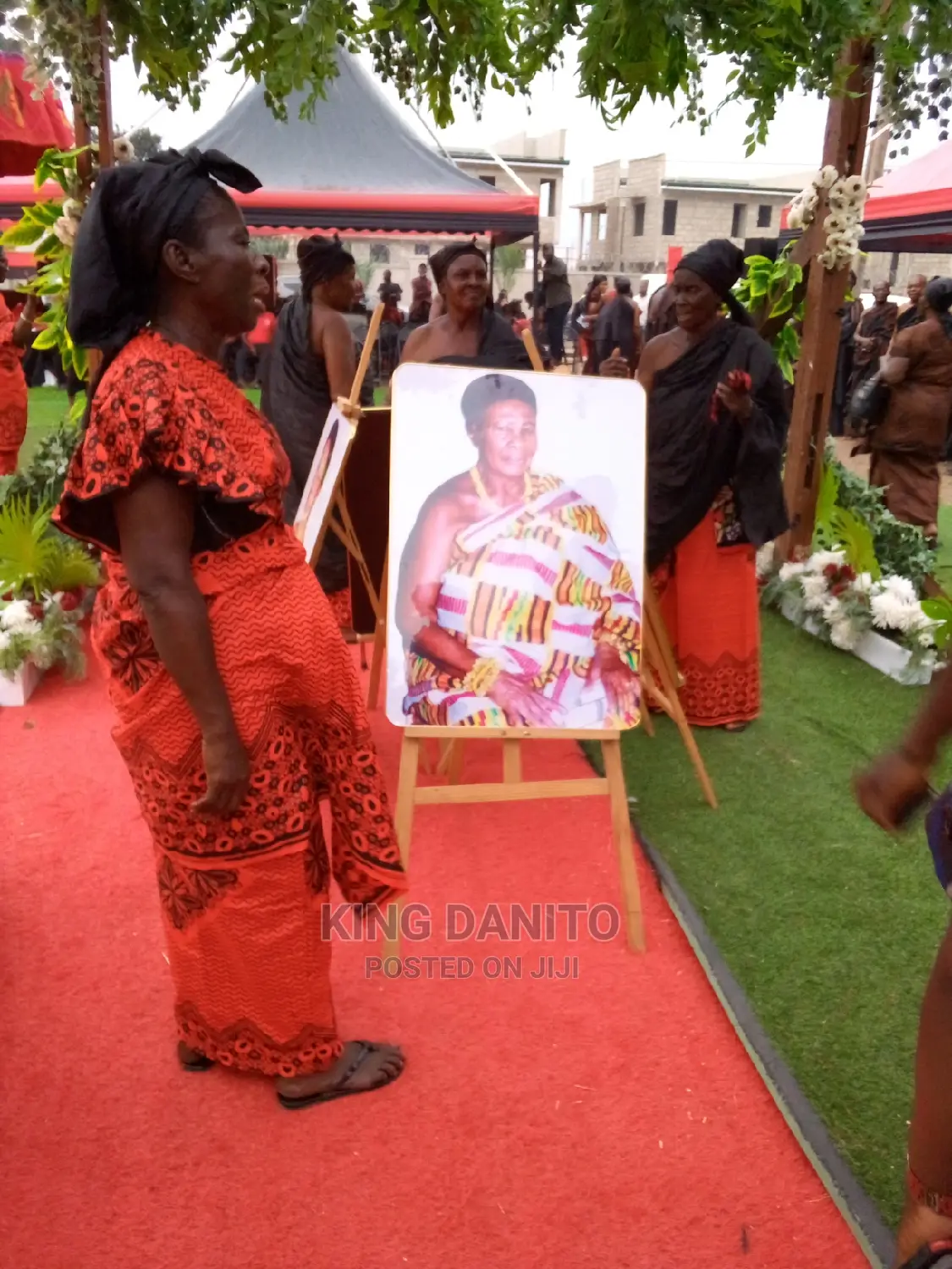 We Frame Photos/Pictures at an Affordable Price.