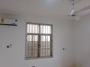 5bdrm Duplex in Psglobal Comm 25., Tema Metropolitan for rent