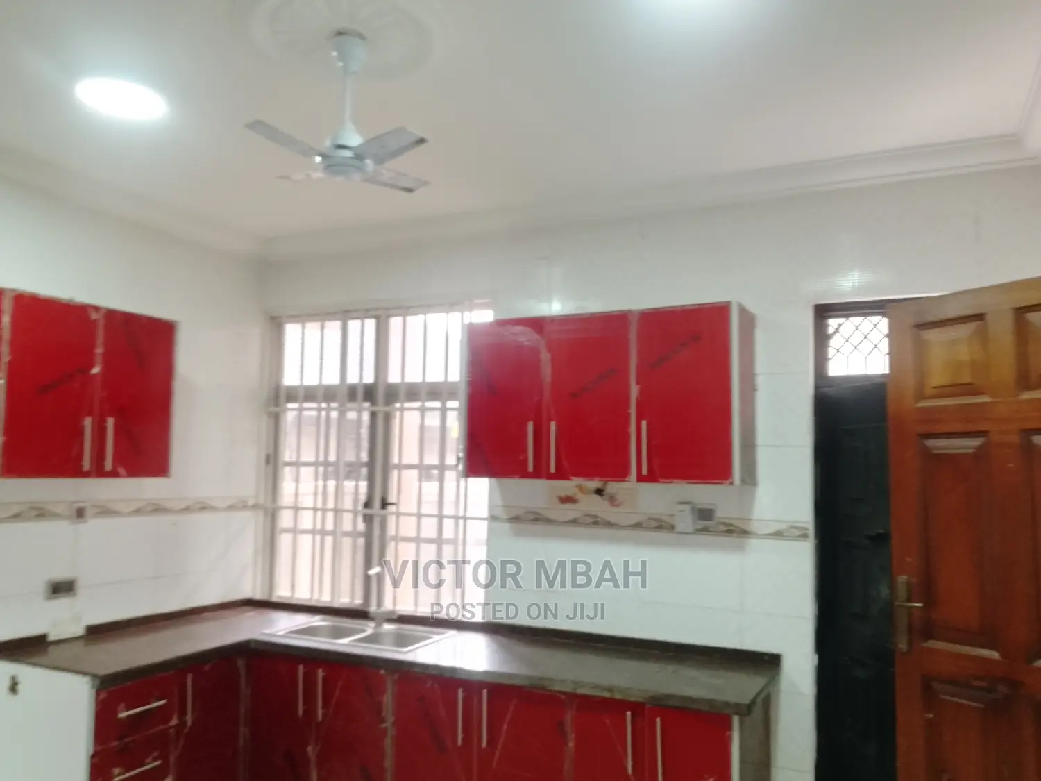 5bdrm Duplex in Psglobal Comm 25., Tema Metropolitan for rent