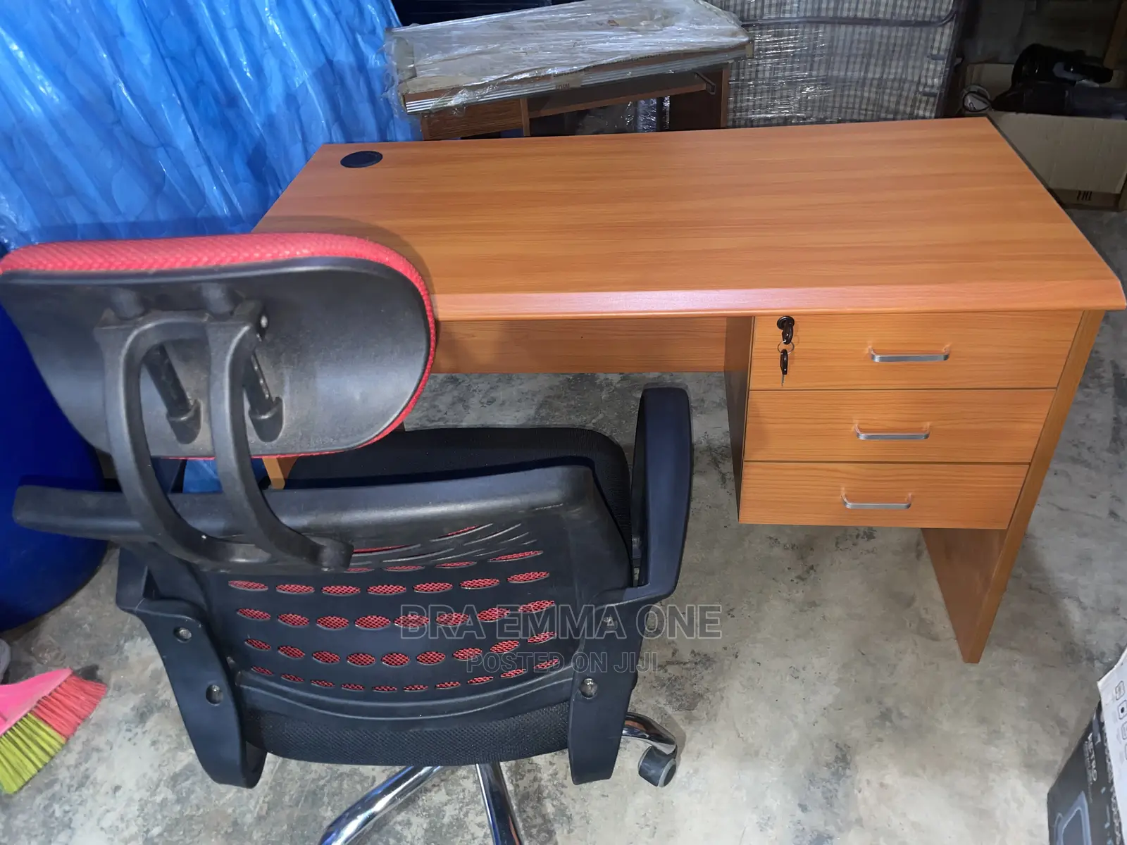 Office Table and Chair (120x60cm)