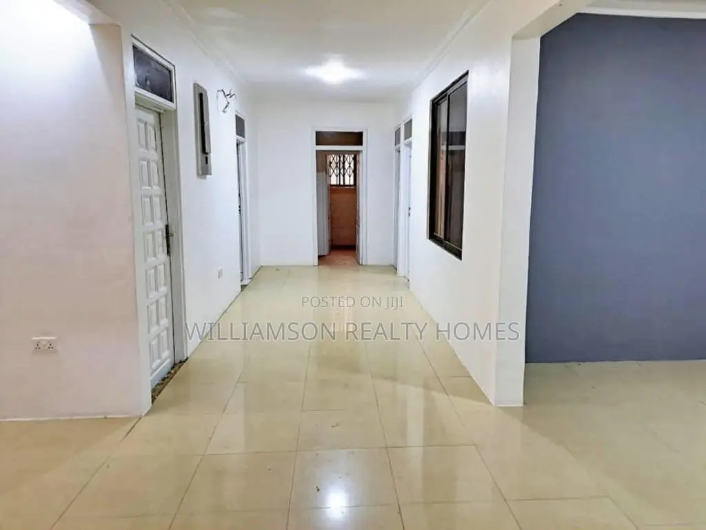 5bdrm House in Hfc Estate, Spintex for rent