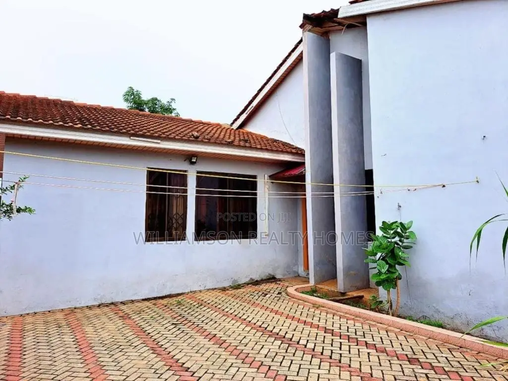 5bdrm House in Hfc Estate, Spintex for rent