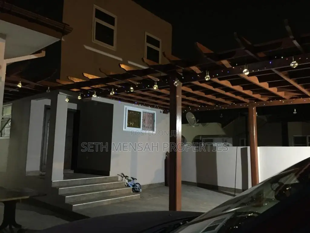 4bdrm House in Skm, Airport Residential Area for Rent