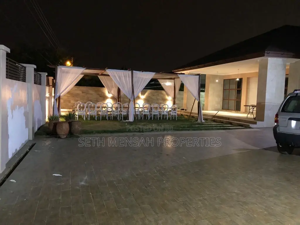 4bdrm House in Skm, Airport Residential Area for Rent