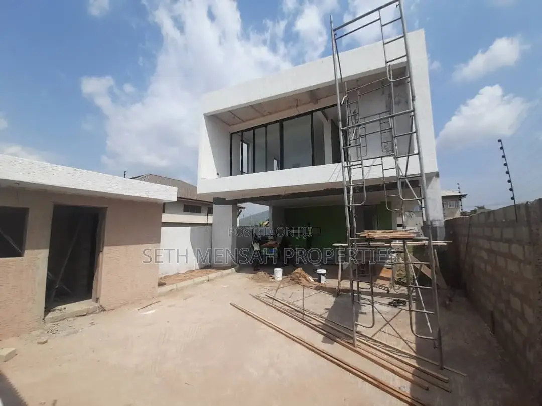 3bdrm House in Skm, School Junction for Sale