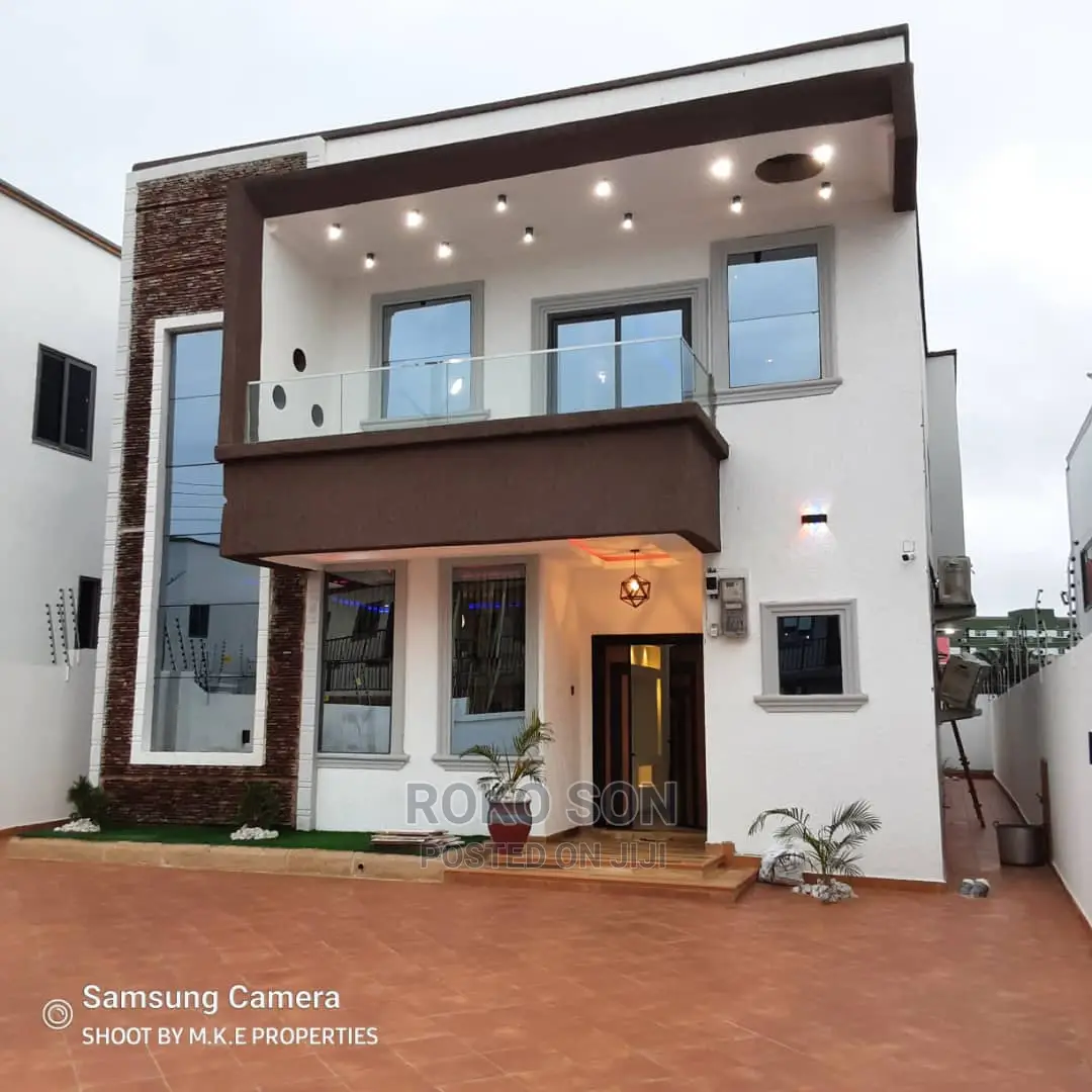 4bdrm Duplex in Dr Roko, Spintex for Sale