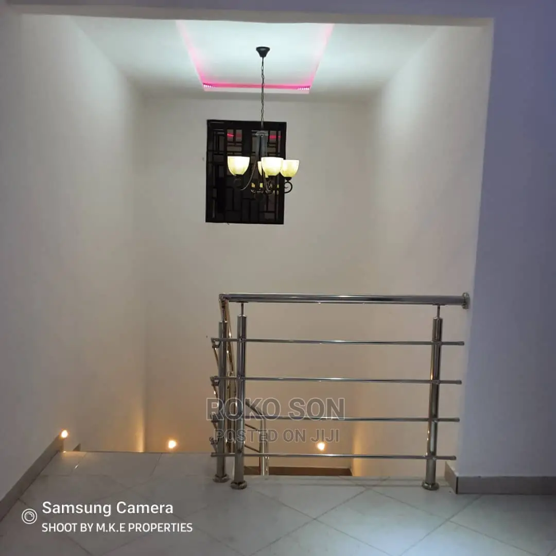 4bdrm Duplex in Dr Roko, Spintex for Sale