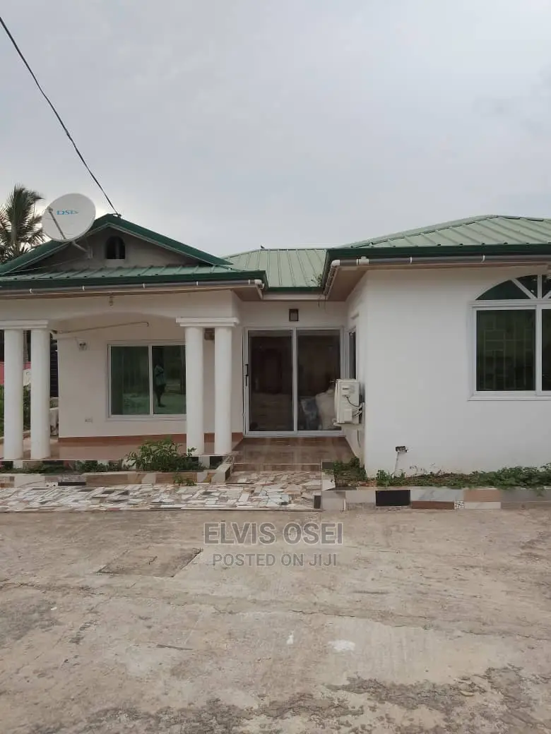 3bdrm House in Upper Weija for rent