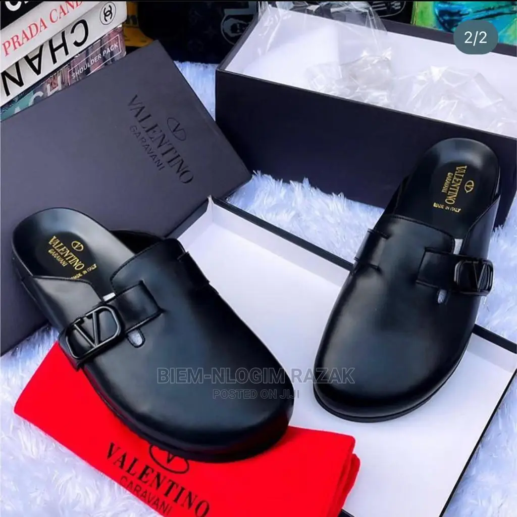Super Quality Valentino Halfshoes Available in The