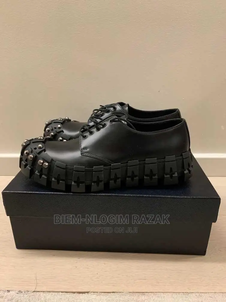 Super Quality Prada Shoes Available in Stock