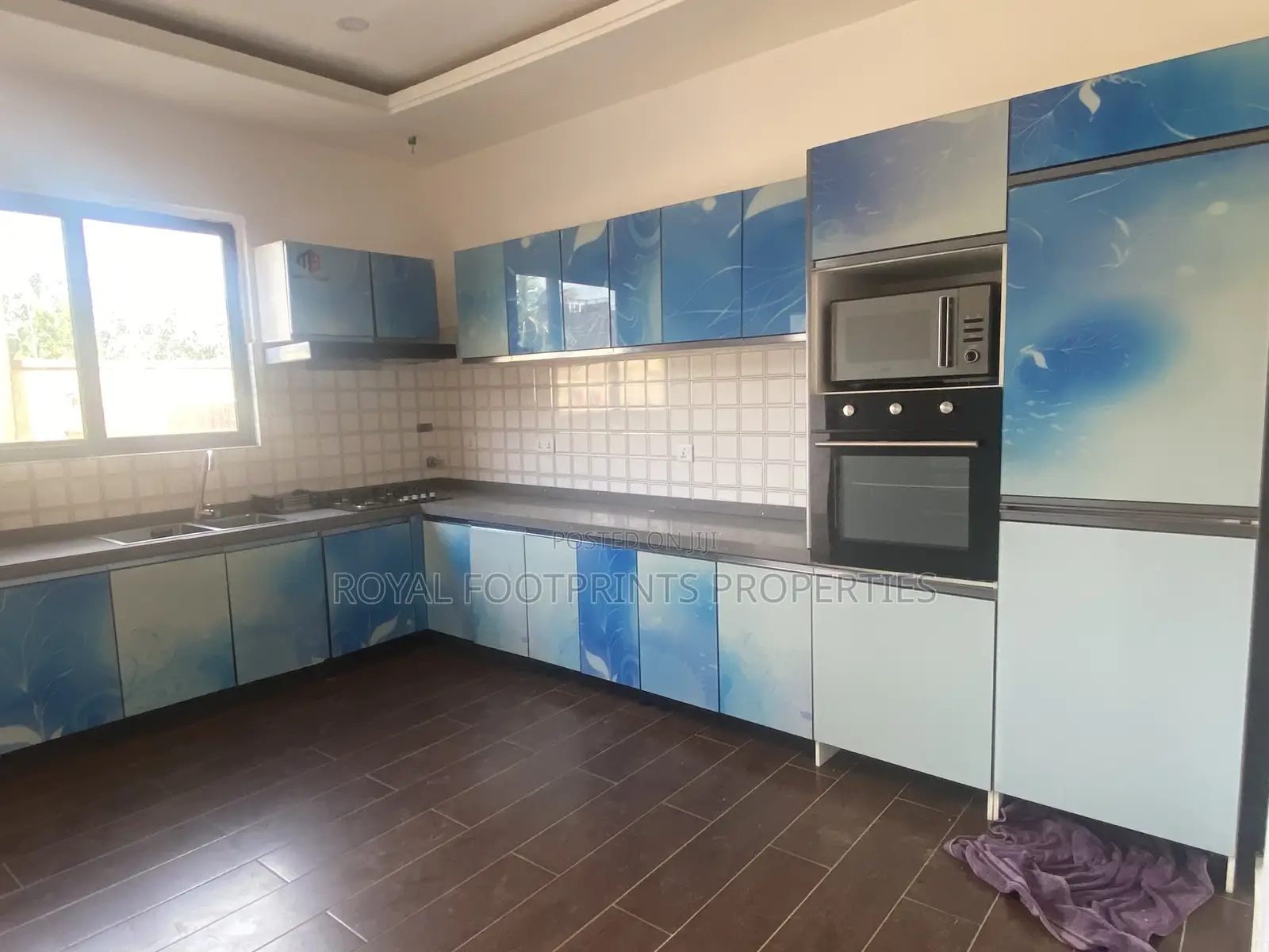 Furnished 4bdrm Duplex in East Legon for Rent